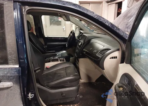 2012 Chrysler Town & Country Touring-L z USA, uszkodzony, nr VIN 2C4RC1CG9CR369480